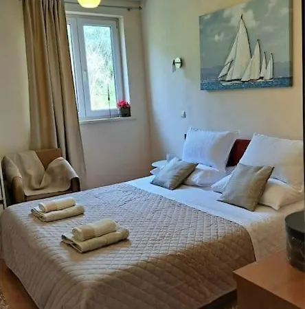 Olive Tree House 2 Ferienhaus Mokošica
