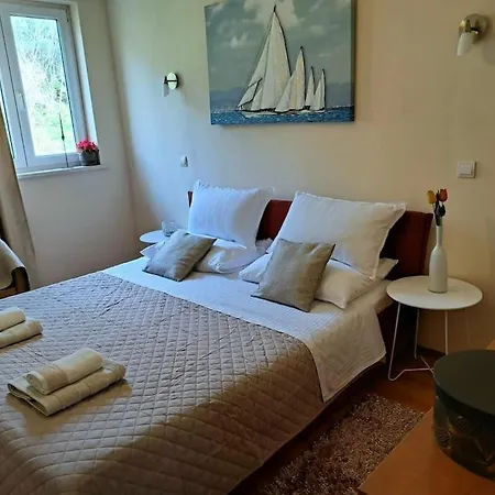 Olive Tree House 2 Ferienhaus Mokošica